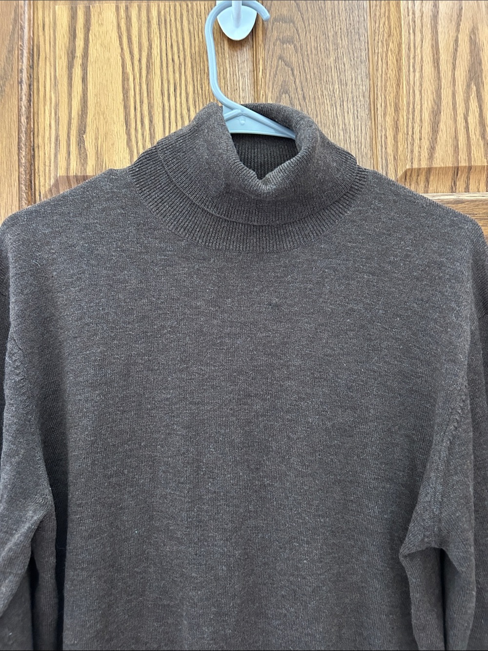 Perry Ellis Men's Dark Brown Turtleneck Sweater image 2